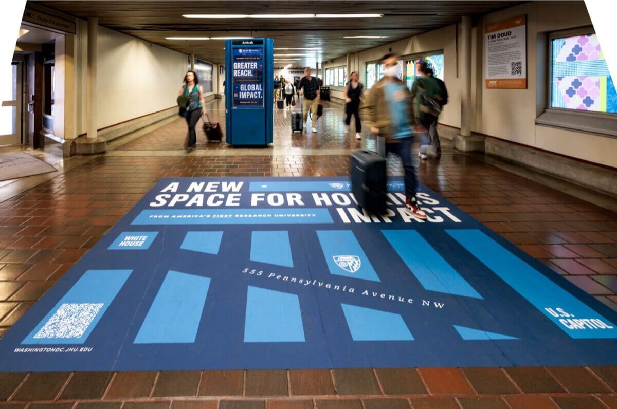 Bloomberg Center Metro Floor Graphic